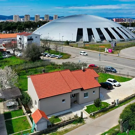 Апартаменти Lili