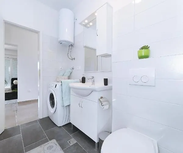 Apartman Lili Sa Privatnim Parkingom